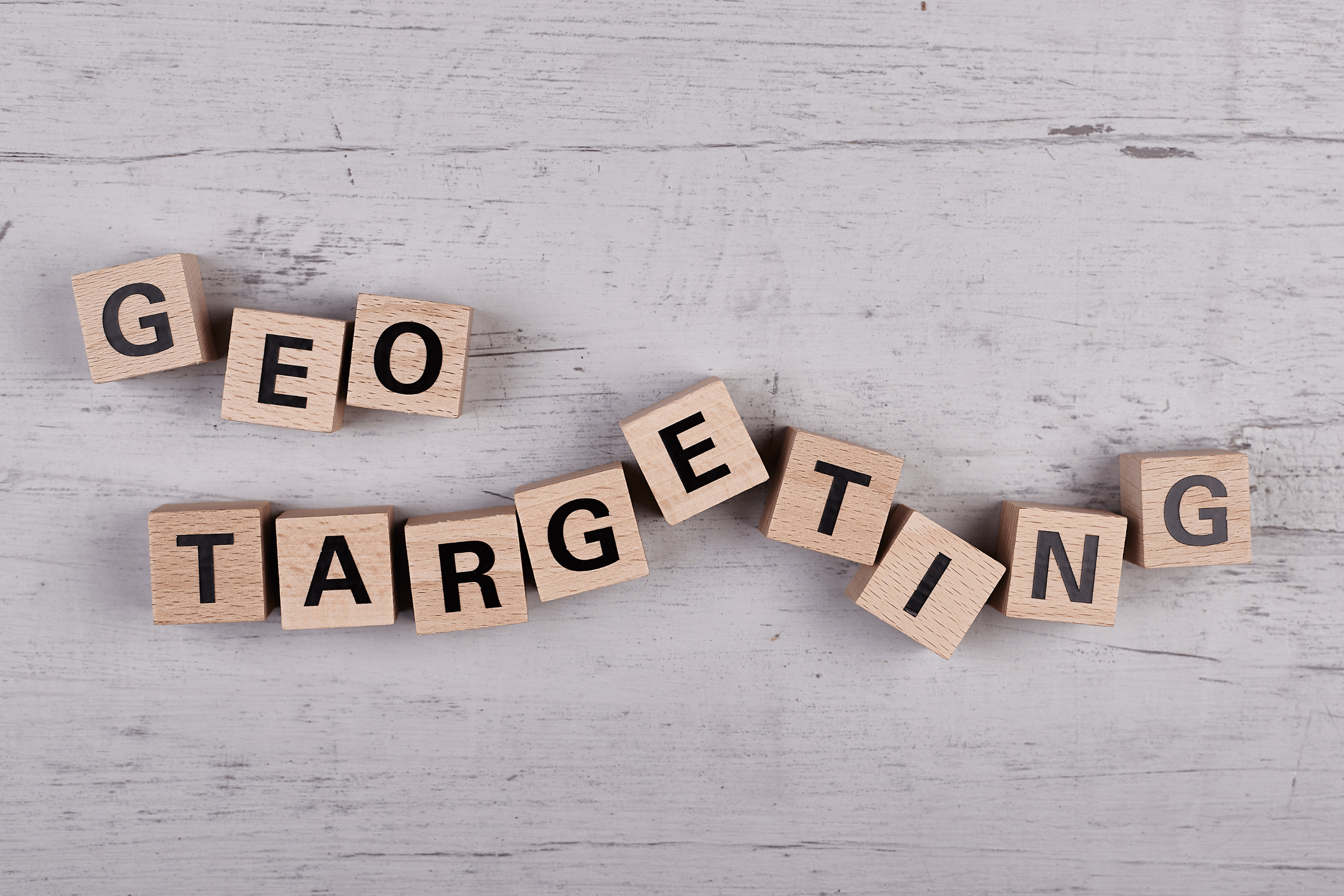 Image of the word 'geo targeting' spelt in Scrabble squares to introduce our blog titled 'Geotargeted PPC Campaigns'